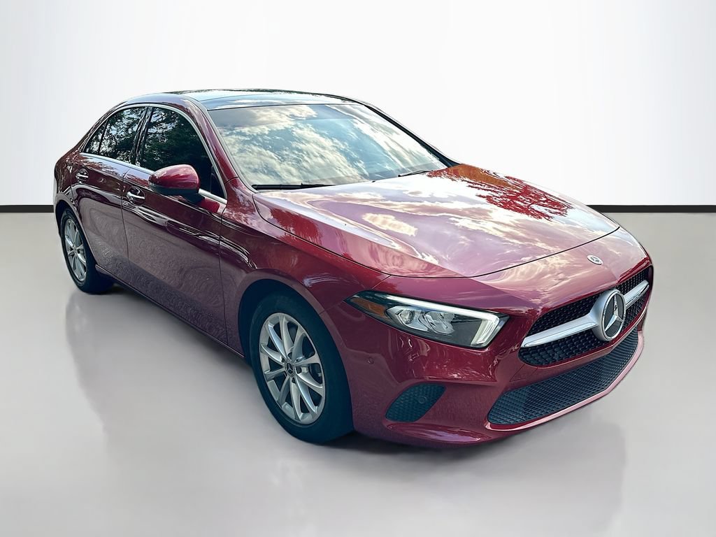 Certified 2022 Mercedes-Benz A 220 4MATIC image 3