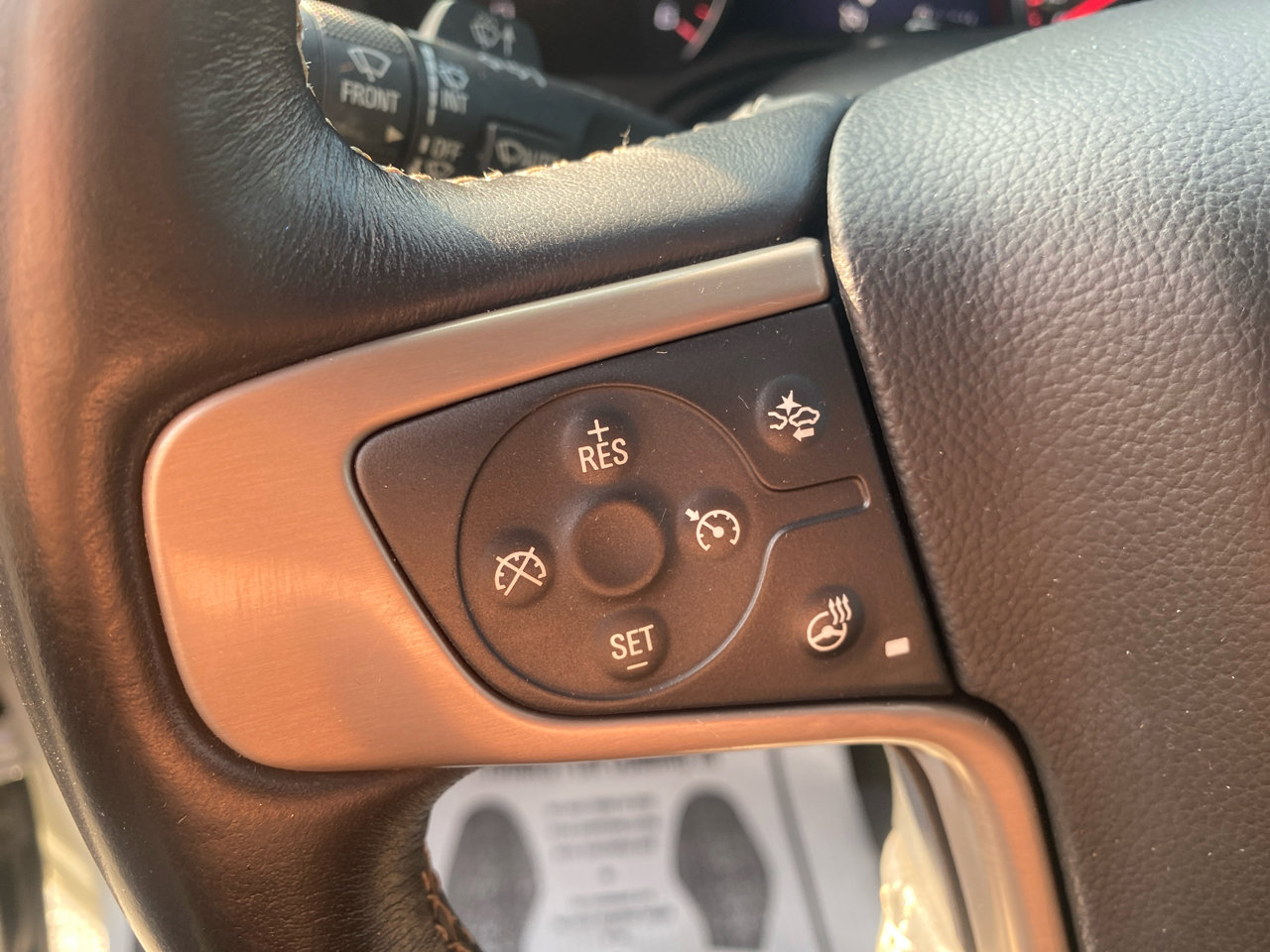 Used 2015 GMC Yukon Denali w/ Touring Package image 18