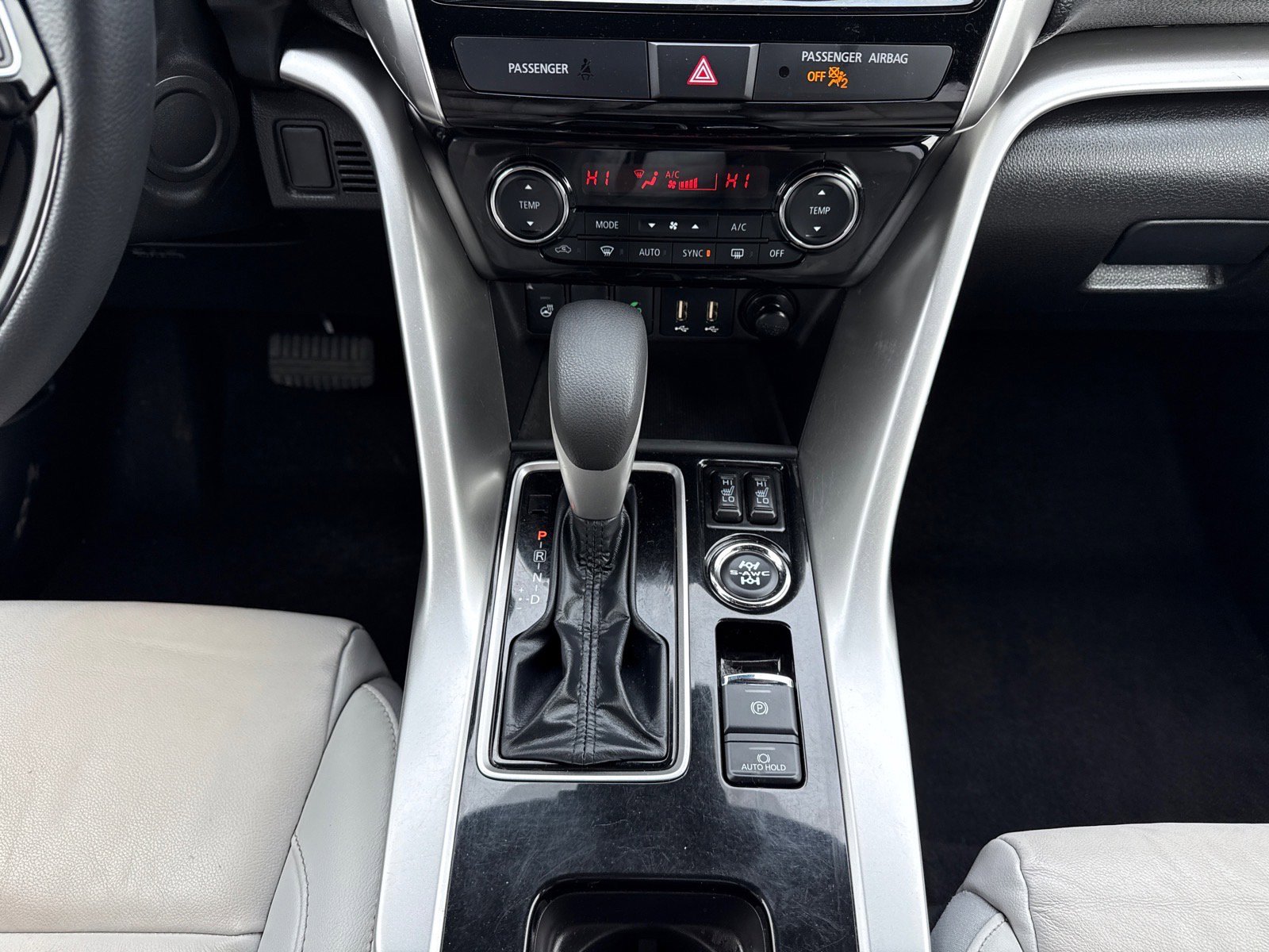 Used 2023 Mitsubishi Eclipse Cross SEL image 25