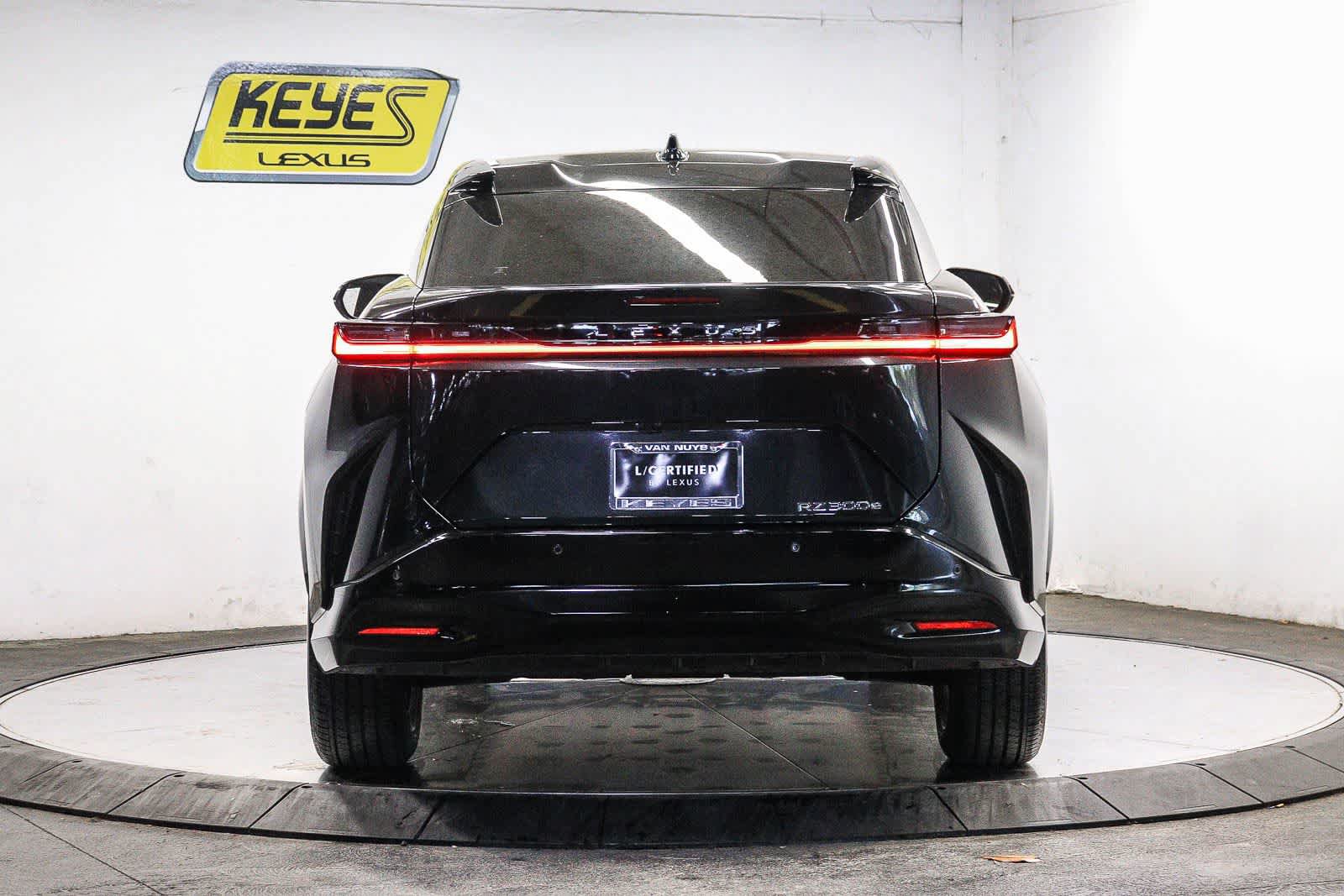 Used 2024 Lexus RZ 300e Premium w/ Accessory Package (Z1) FWD image 3