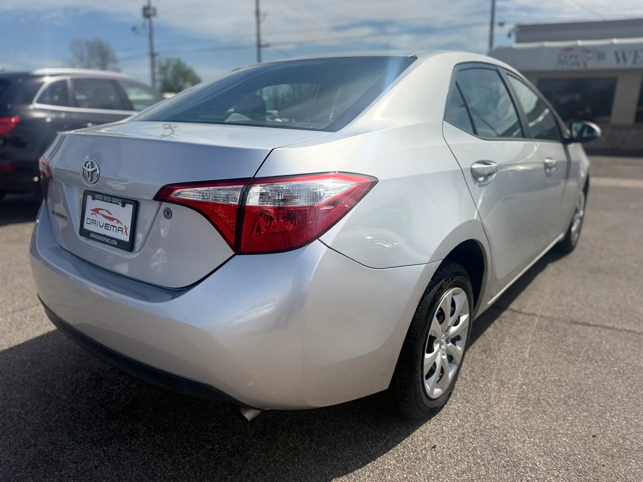 Used 2015 Toyota Corolla L image 3