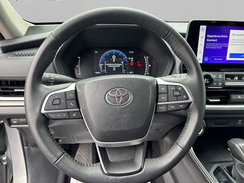 Used 2025 Toyota Grand Highlander XLE image 22