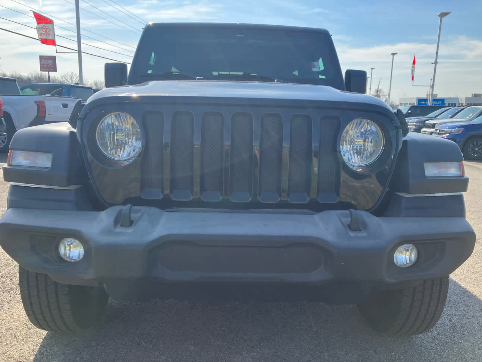 Used 2020 Jeep Wrangler Unlimited Sport S AWD/4WD image 2