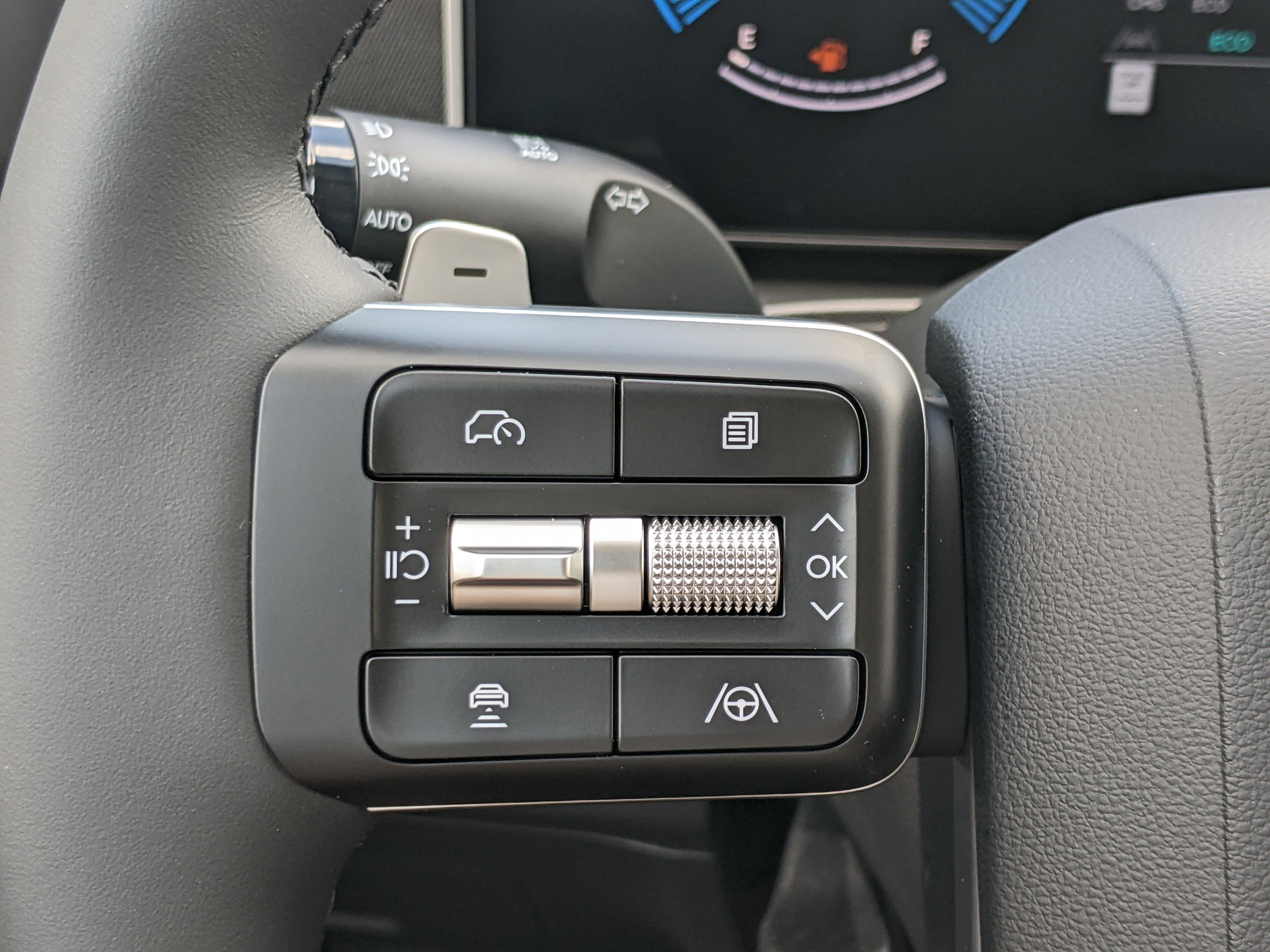 New 2026 Hyundai Santa Fe SE image 20