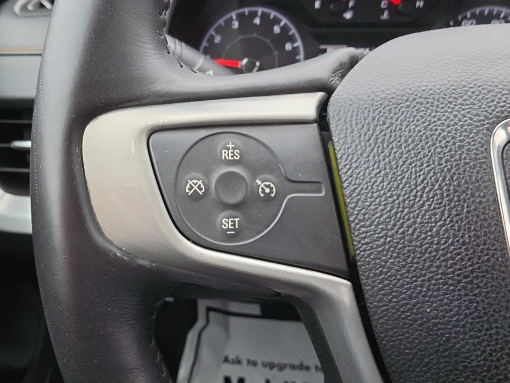 Used 2018 GMC Terrain SLE w/ Driver Convenience Package FWD image 9