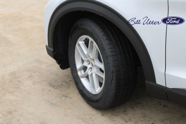 New 2026 Ford Explorer Active RWD image 5