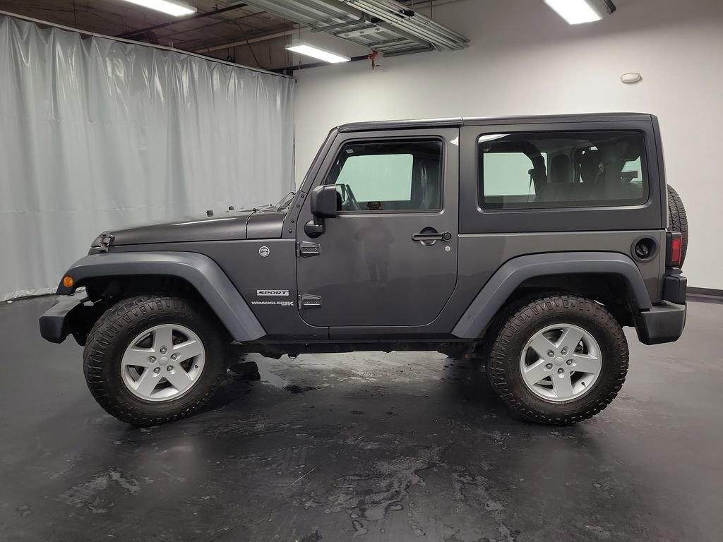 Used 2018 Jeep Wrangler Sport image 6