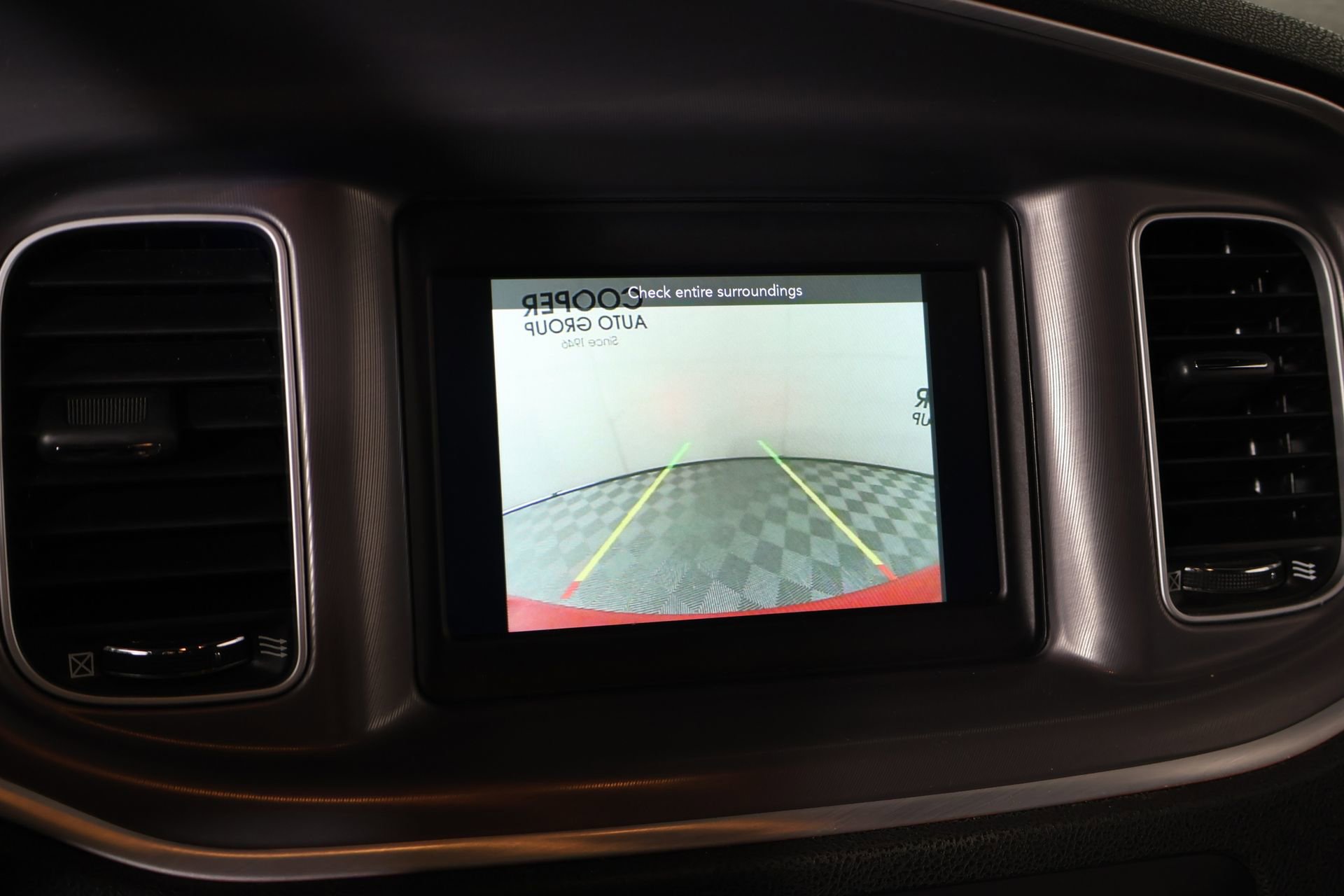 Used 2022 Dodge Charger SXT RWD image 6