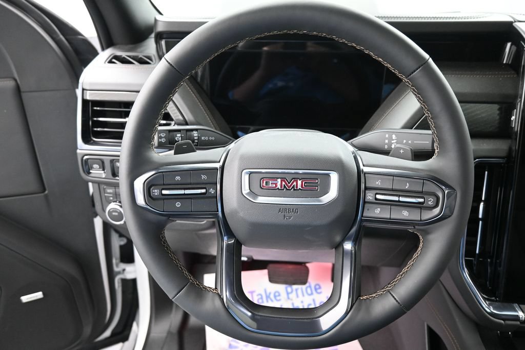 New 2026 GMC Yukon AT4 w/ AT4 Premium Package AWD/4WD image 32