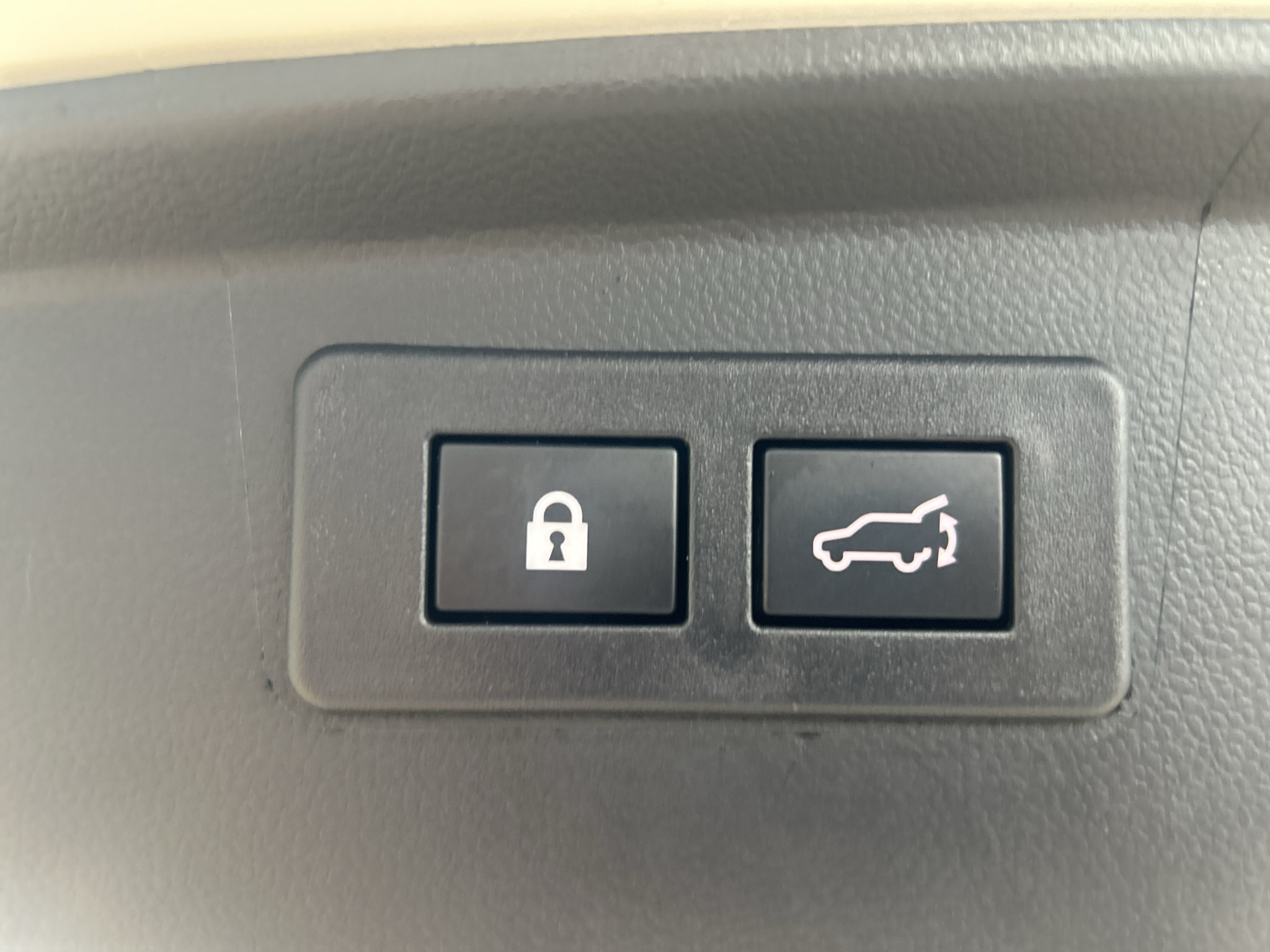 Used 2025 Subaru Outback Touring XT w/ Popular Package #2 AWD/4WD image 9