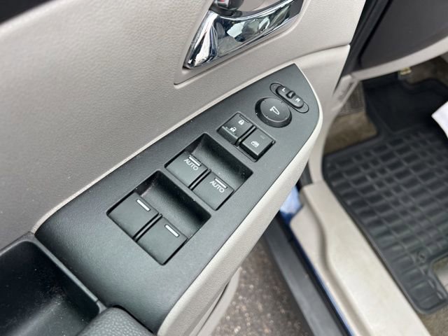 Used 2015 Honda Odyssey EX image 26