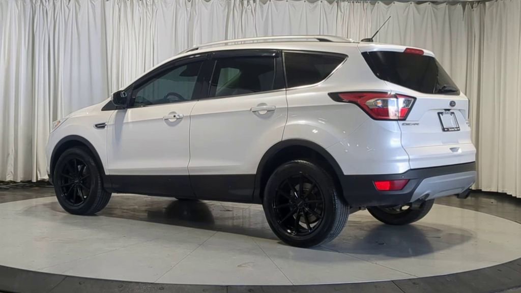 Used 2017 Ford Escape Titanium w/ Equipment Group 301A AWD/4WD image 8