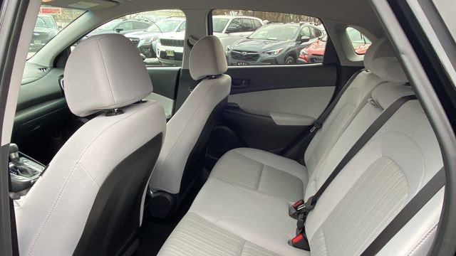 Used 2023 Hyundai Kona SEL image 30