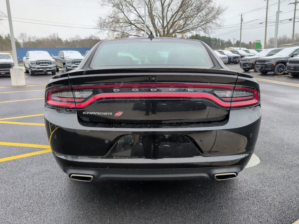 Used 2019 Dodge Charger SXT image 6