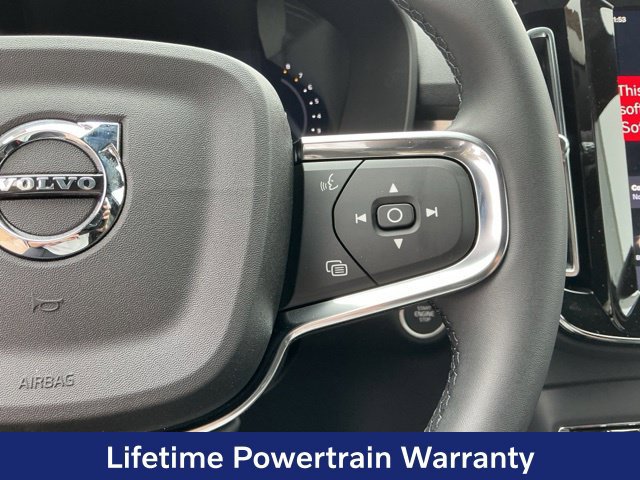 New 2026 Volvo XC40 B4 Core FWD image 19