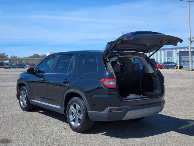 Used 2023 Honda Pilot EX-L image 7