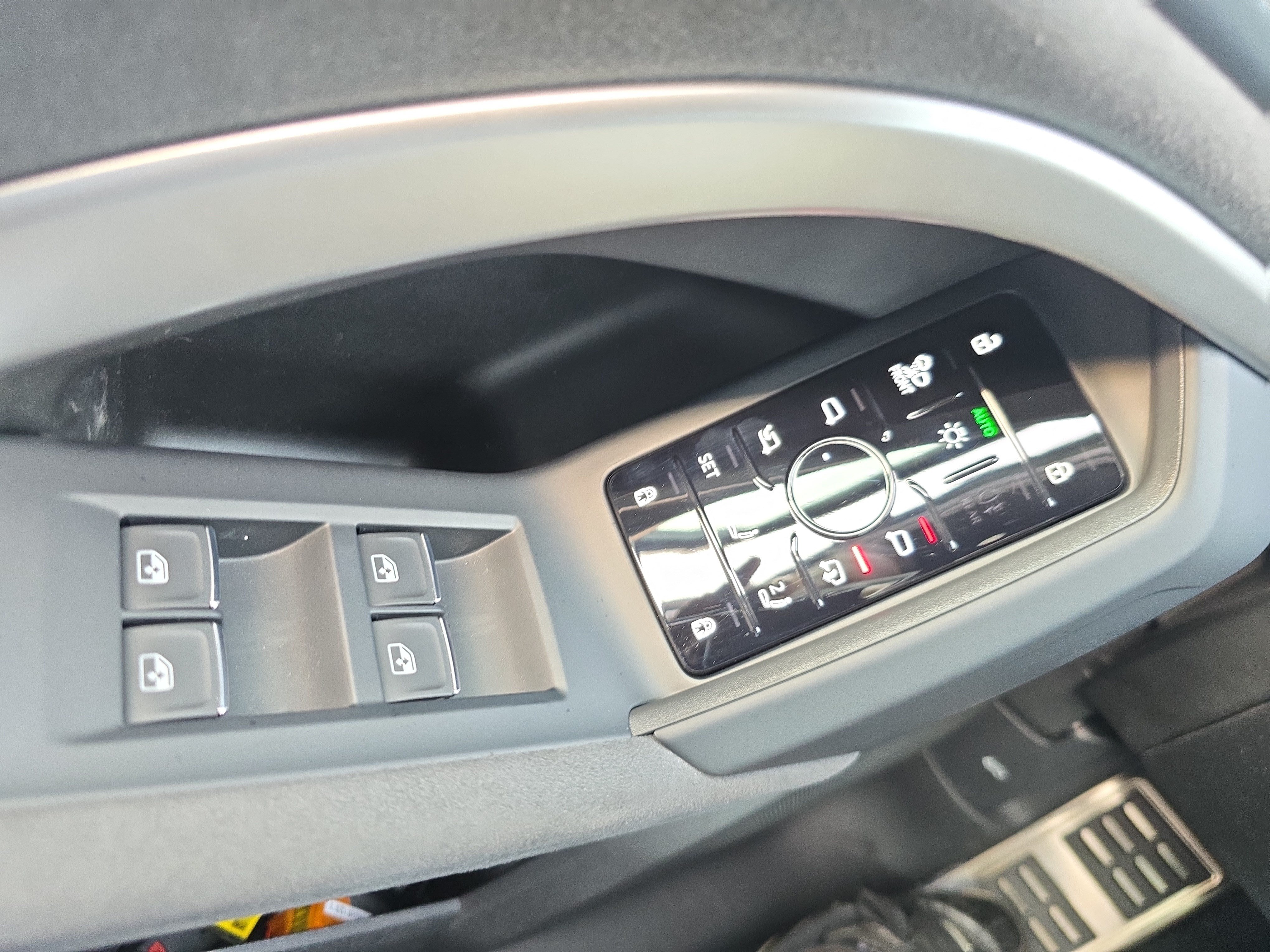 New 2026 Audi SQ5 Premium Plus AWD/4WD image 25
