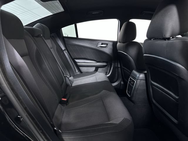 Used 2019 Dodge Charger SXT RWD image 28