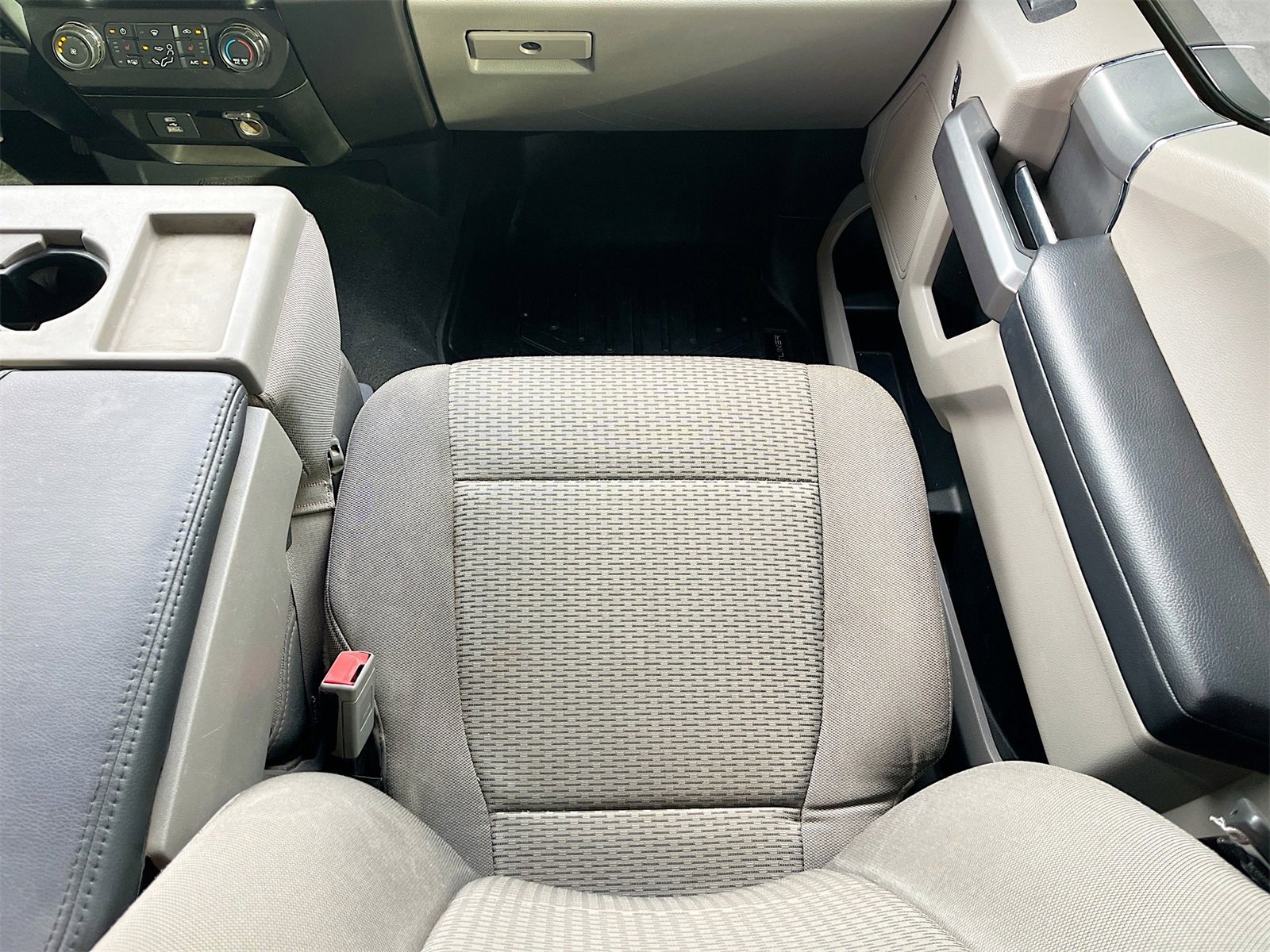 Used 2020 Ford F250 XLT w/ XLT Premium Package image 22