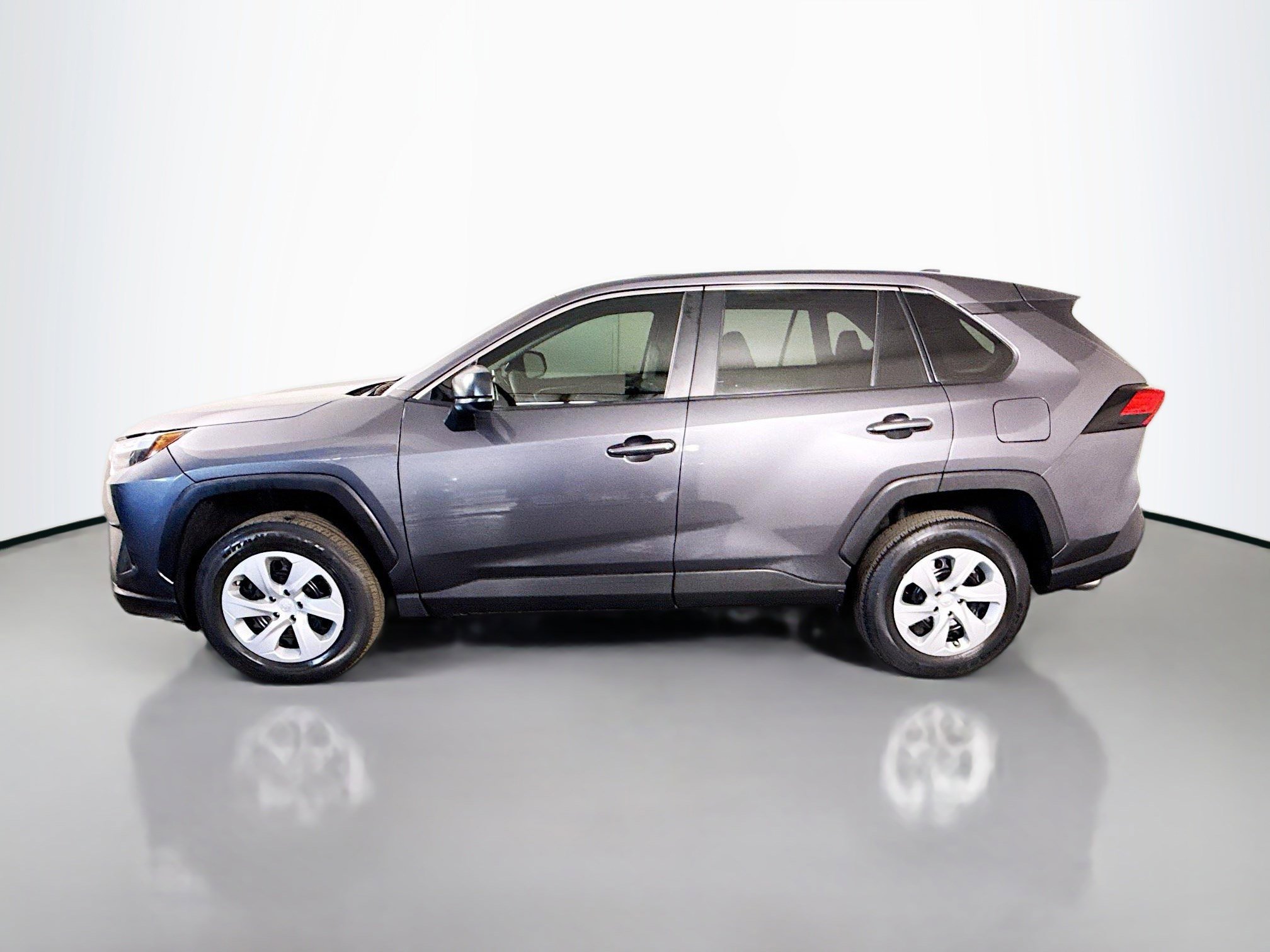 Used 2024 Toyota RAV4 LE image 6