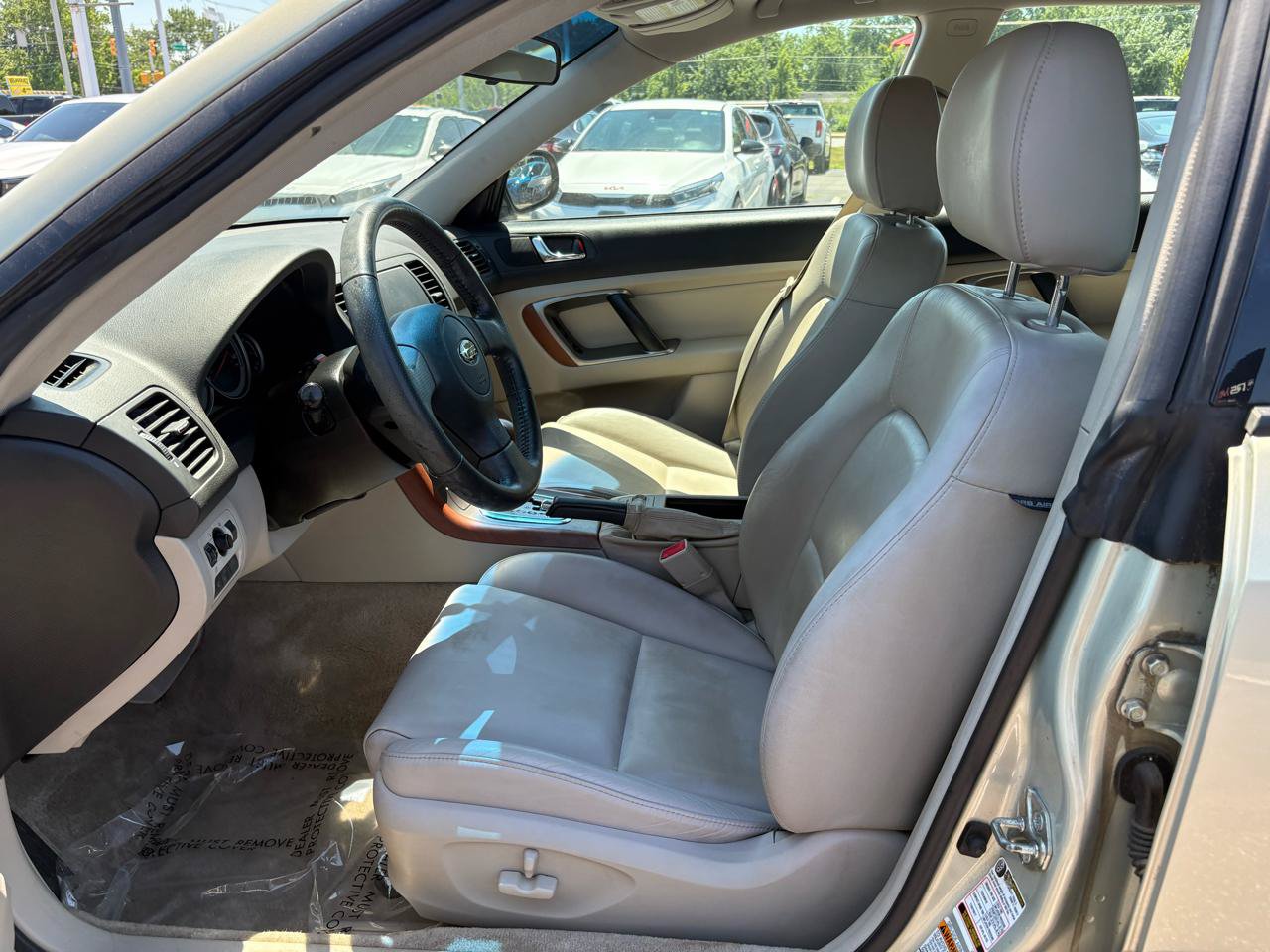 Used 2005 Subaru Outback 2.5i Limited AWD/4WD image 20