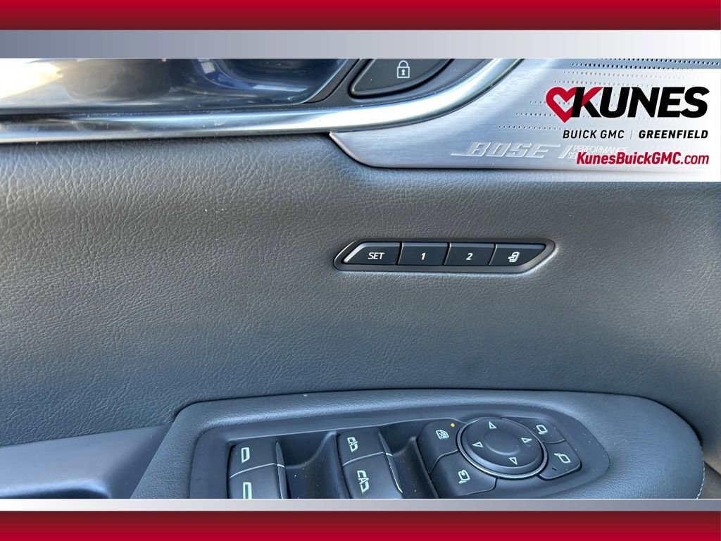 Used 2024 Cadillac XT6 Premium Luxury image 30