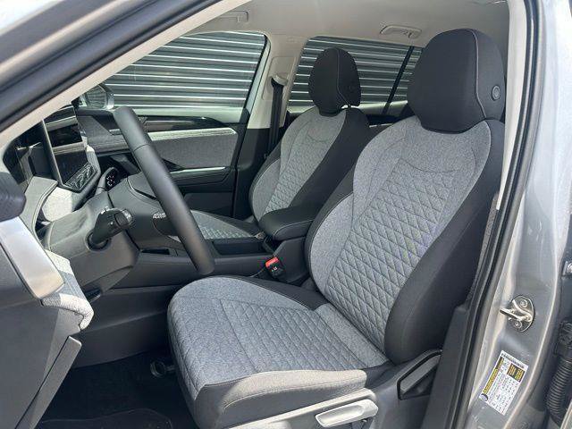 Used 2025 Volkswagen Tiguan S FWD image 19