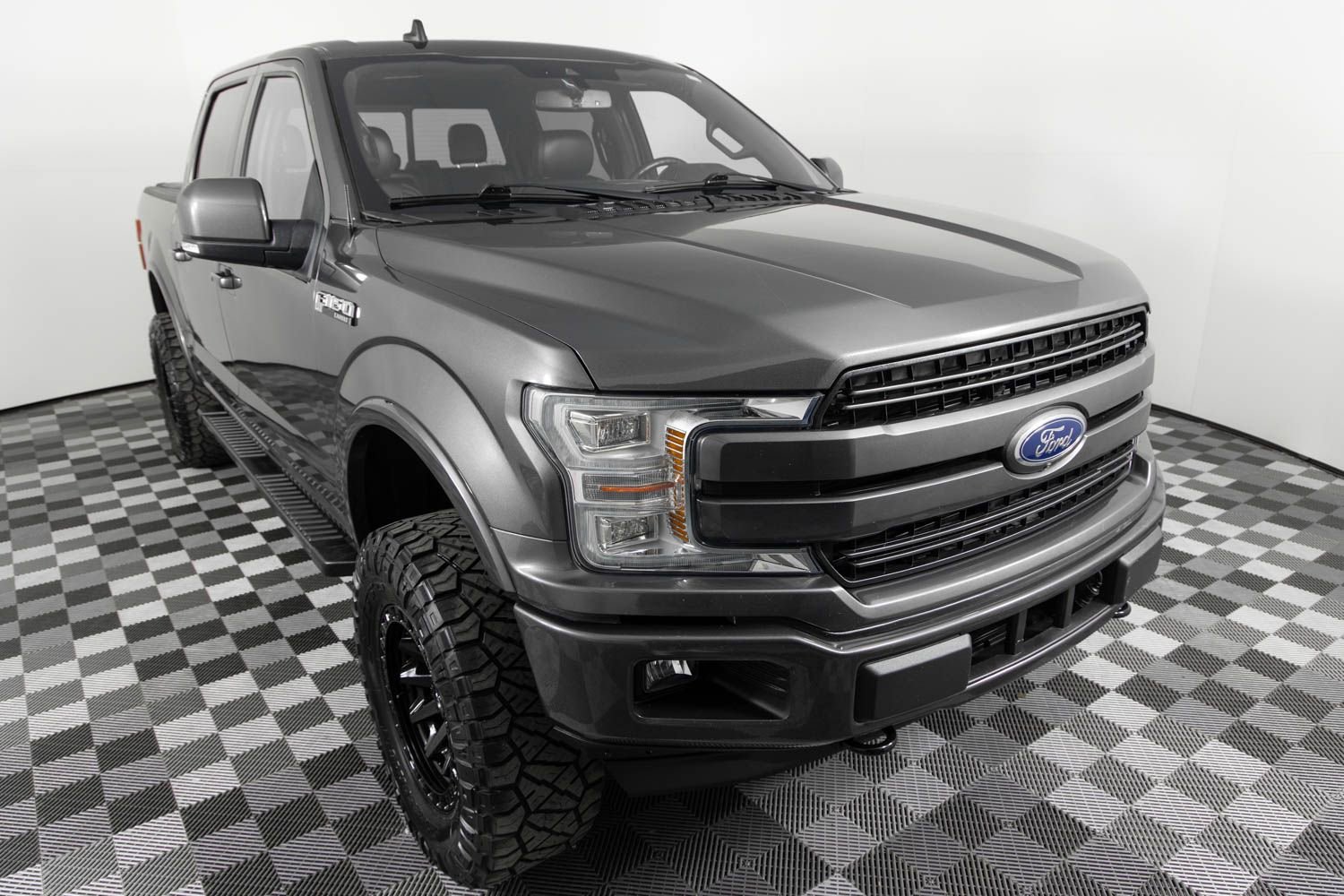 Used 2019 Ford F150 Lariat w/ Equipment Group 502A Luxury image 10