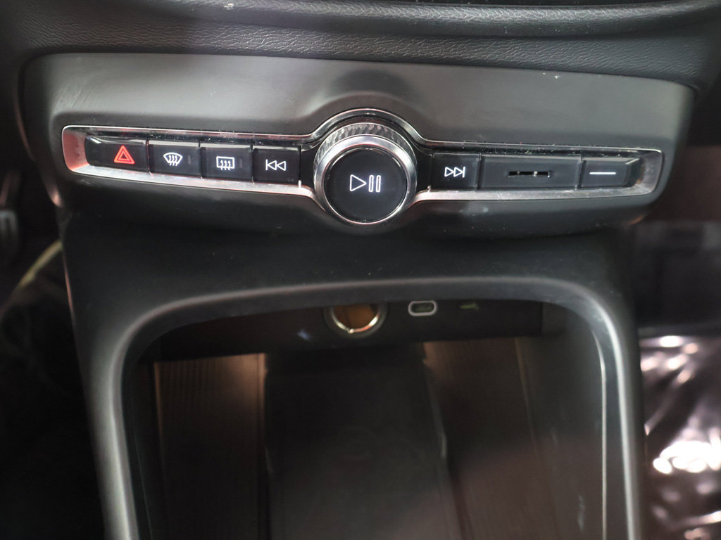 Used 2023 Volvo C40 Recharge Core AWD/4WD image 47