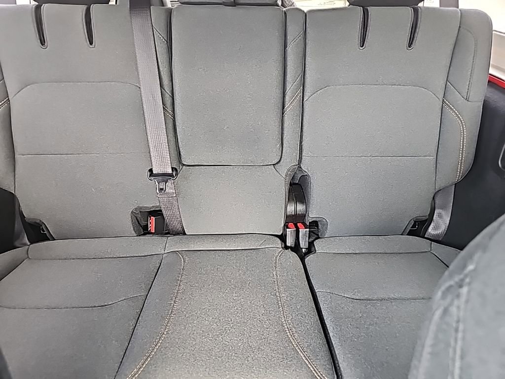 Certified 2025 Jeep Wrangler Unlimited Sahara w/ Safety Group image 32