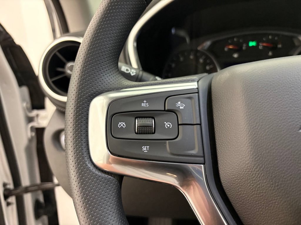 New 2026 Chevrolet Blazer LT w/ Convenience Package FWD image 4