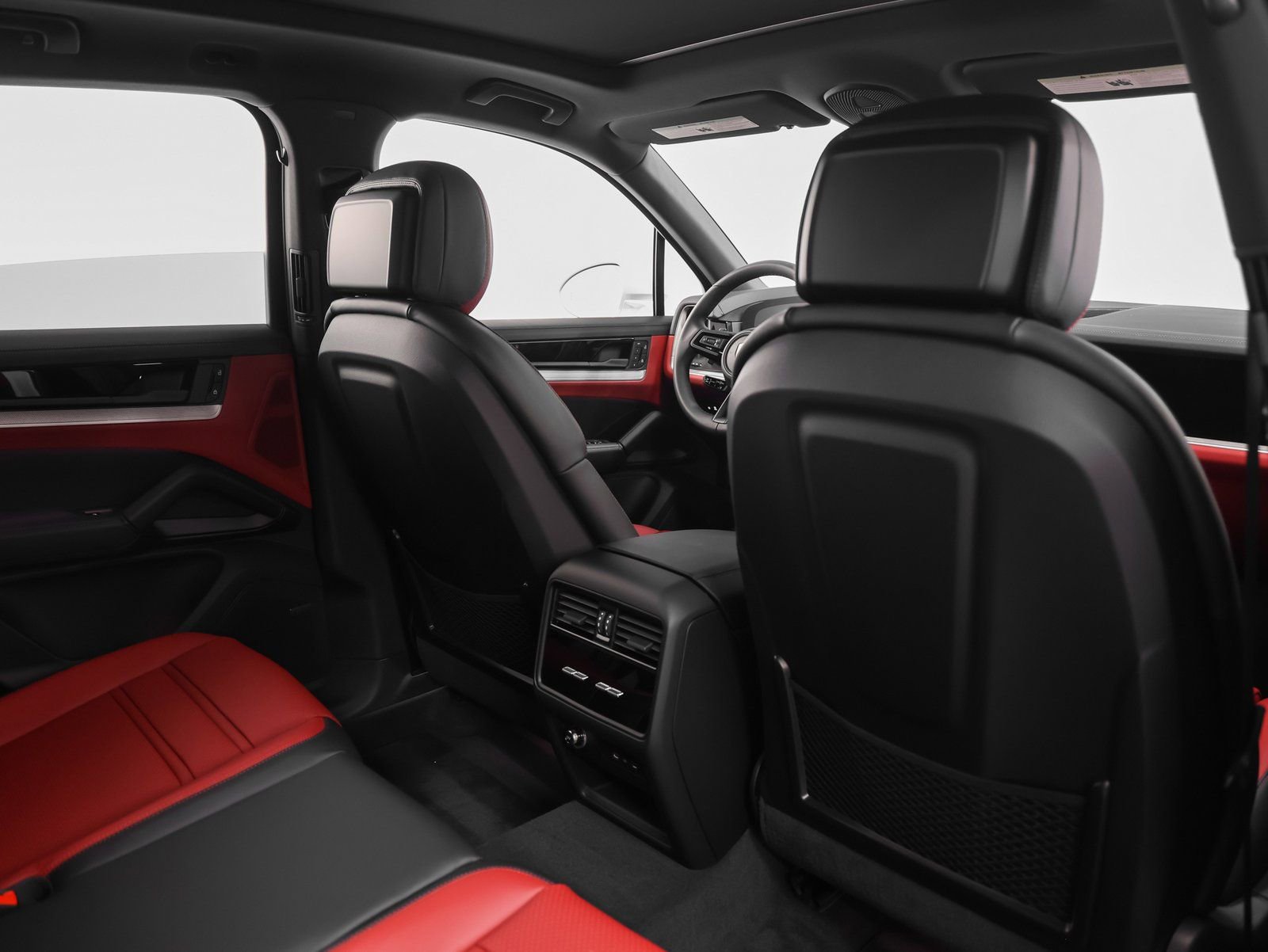 New 2026 Porsche Cayenne S image 32