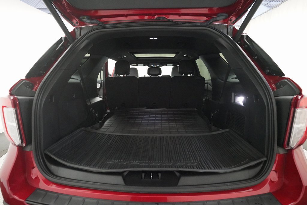 Used 2023 Ford Explorer ST-Line w/ Class IV Trailer Tow Package image 10