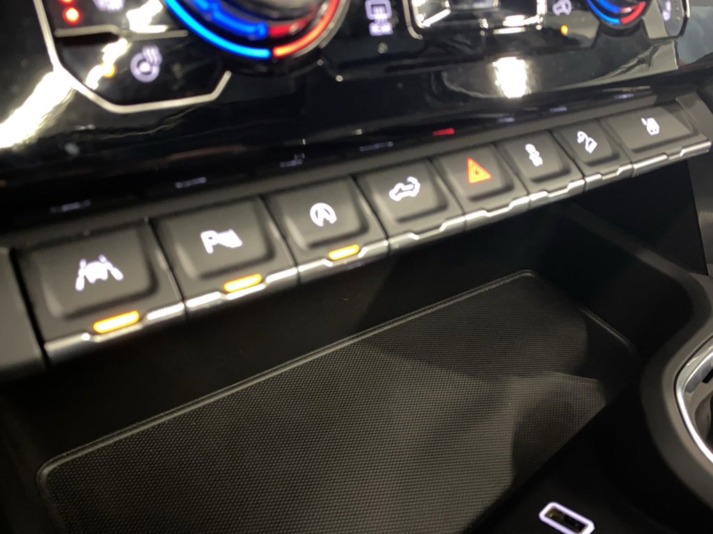 Used 2024 GMC Sierra 1500 Denali image 31