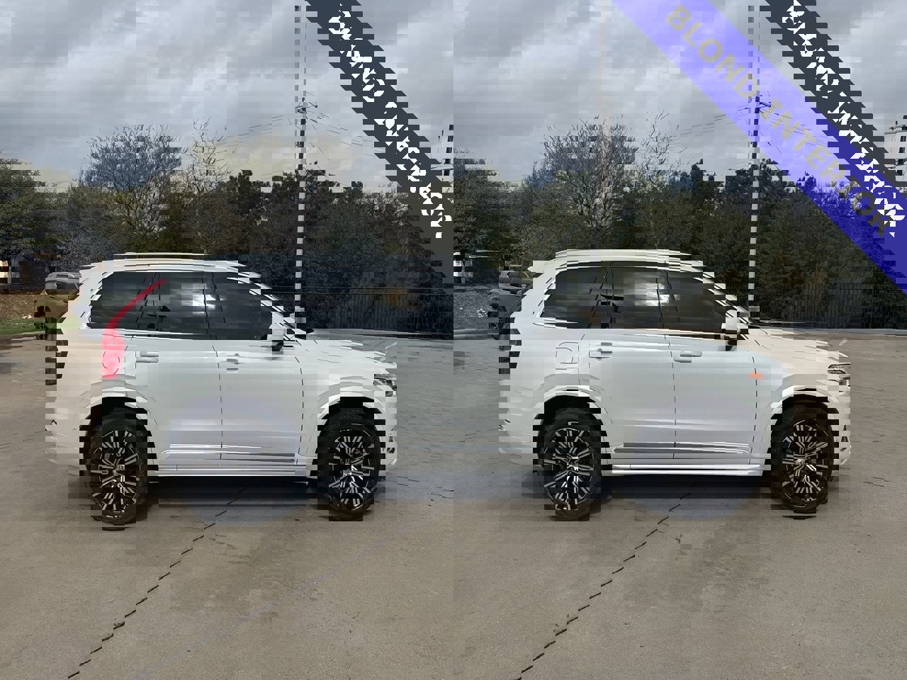 Certified 2023 Volvo XC90 B6 Plus w/ Protection Package Premier image 4