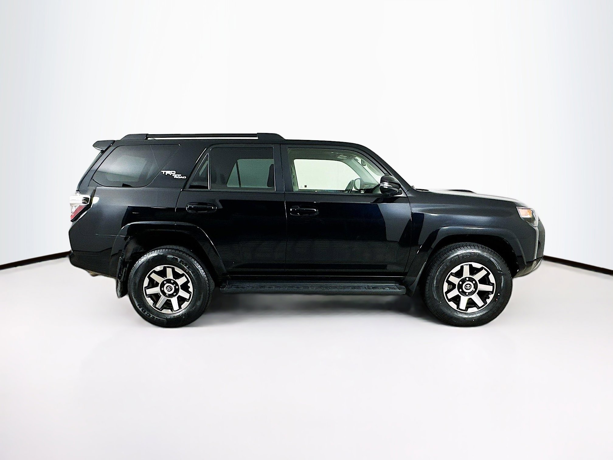 Used 2024 Toyota 4Runner TRD Off-Road Premium image 10