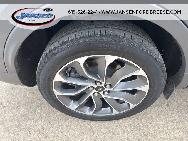 Used 2022 Lincoln Nautilus Reserve w/ Equipment Group 201A image 7