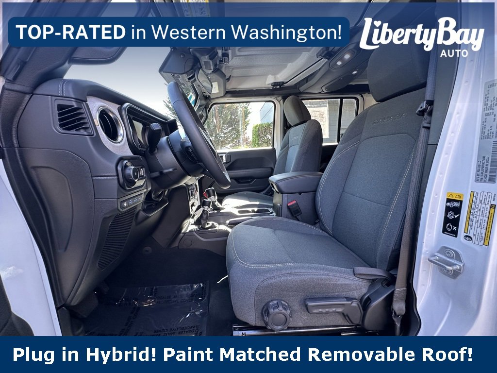Used 2024 Jeep Wrangler Unlimited Sahara image 9