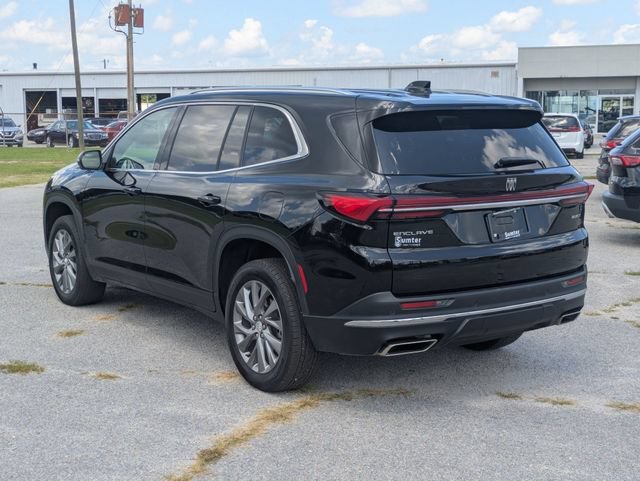 Used 2025 Buick Enclave Preferred FWD image 5