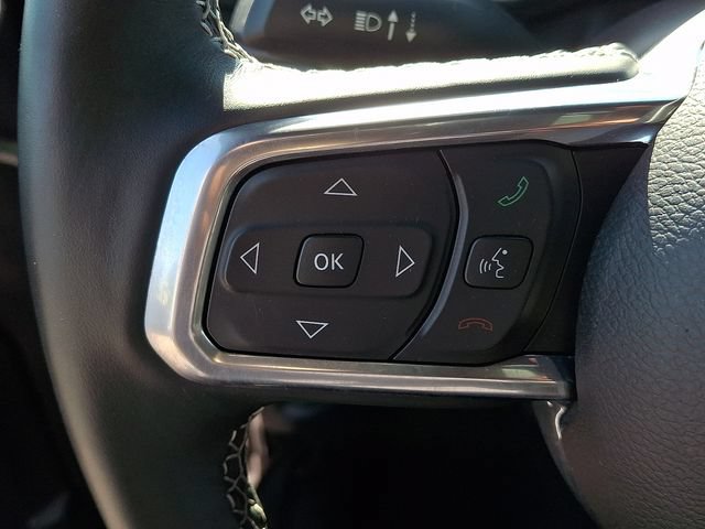 Used 2022 Jeep Wrangler Unlimited Sahara w/ Cold Weather Group AWD/4WD image 17