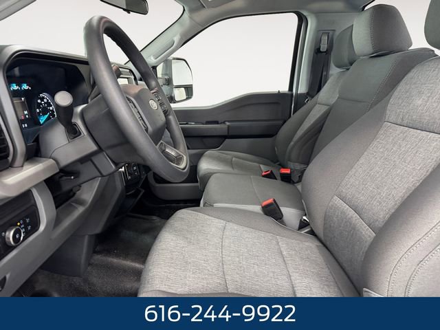 New 2025 Ford F250 XL w/ FX4 Off-Road Package image 5