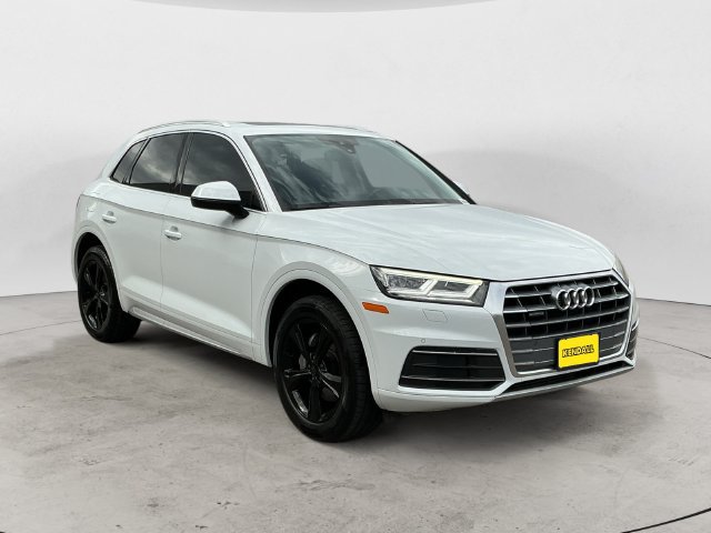 Used 2020 Audi Q5 Premium Plus AWD/4WD image 3
