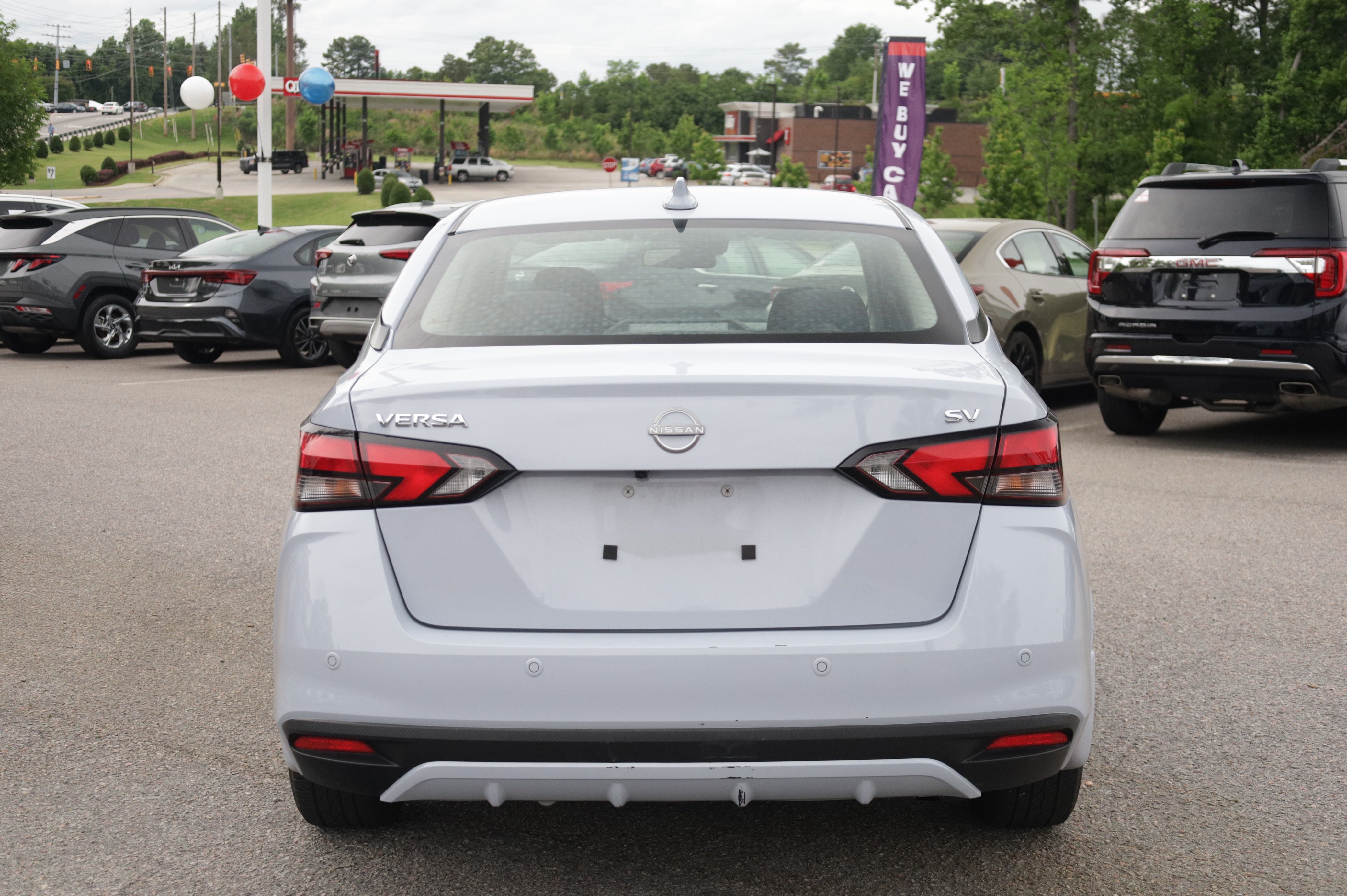 Used 2024 Nissan Versa SV w/ Trunk Package FWD image 4