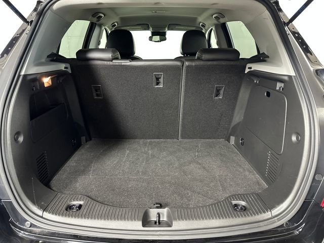 Used 2022 Chevrolet Trax LT w/ LT Convenience Package image 31
