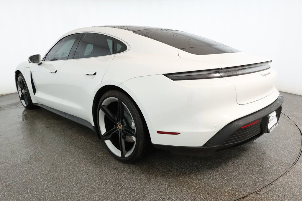 Used 2022 Porsche Taycan 4S image 6