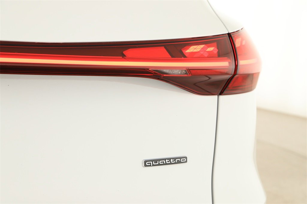 Certified 2025 Audi Q5 Prestige image 30