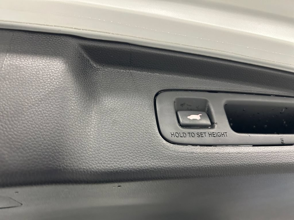 Used 2024 Honda CR-V EX-L image 22