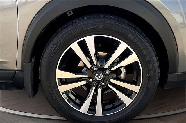 Certified 2020 Nissan Kicks SR w/ SR Premium Package image 9