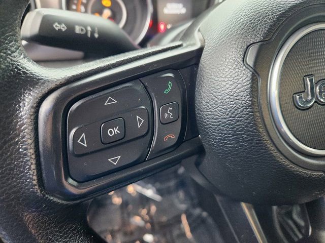 Used 2020 Jeep Gladiator Sport w/ Auxiliary Switch Group AWD/4WD image 22