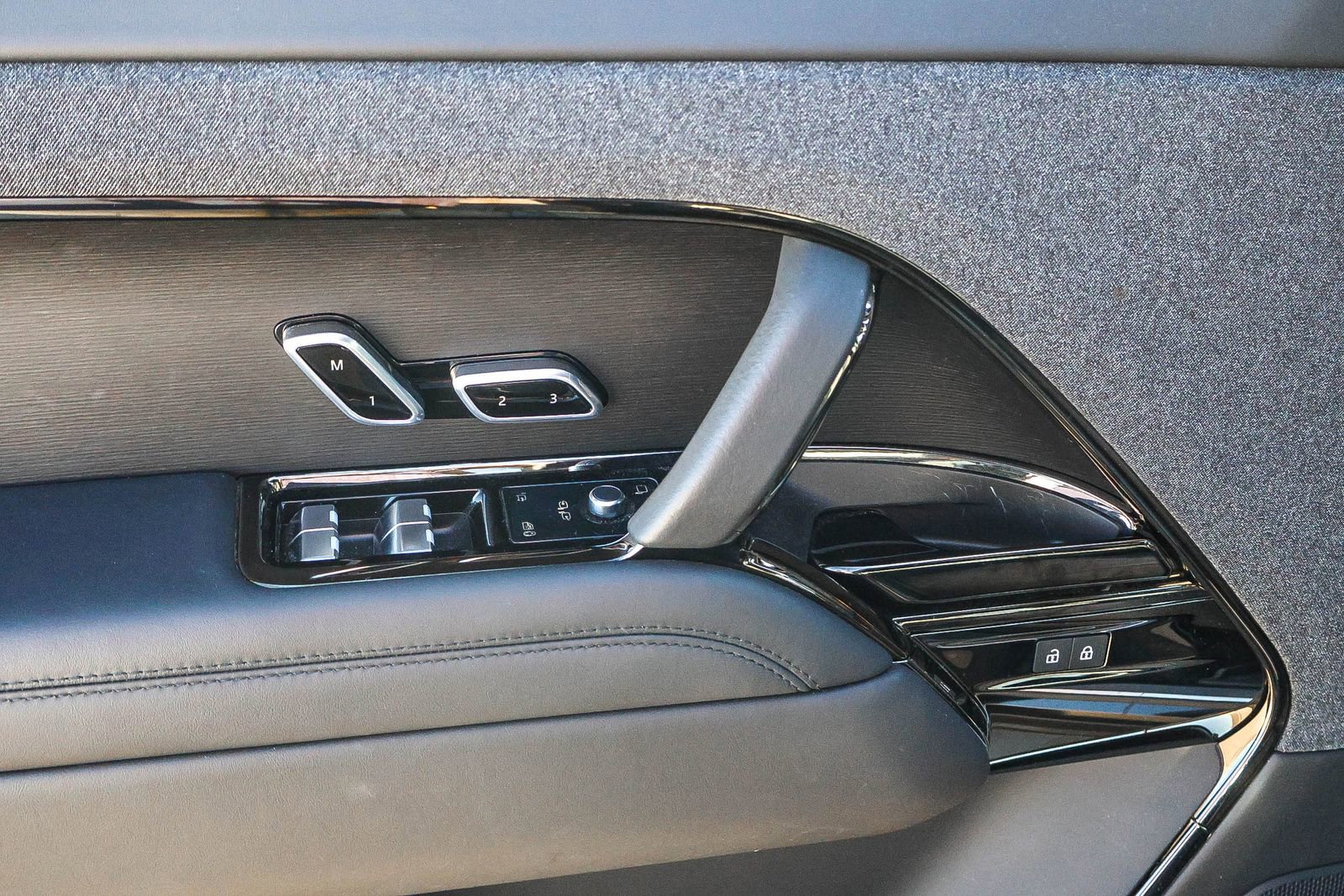 Used 2024 Land Rover Range Rover Sport Dynamic SE image 26